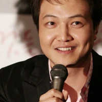 Jung Woong In