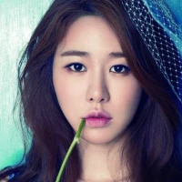 Yoo In Na
