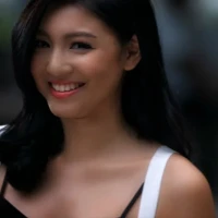 Nadine Lustre