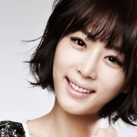 Kang Ye Won