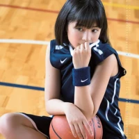 Hirose Suzu