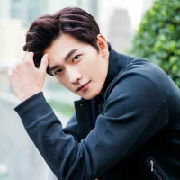 Yang Yang