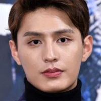 Do Ji Han