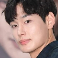 Hwang Dong Hee