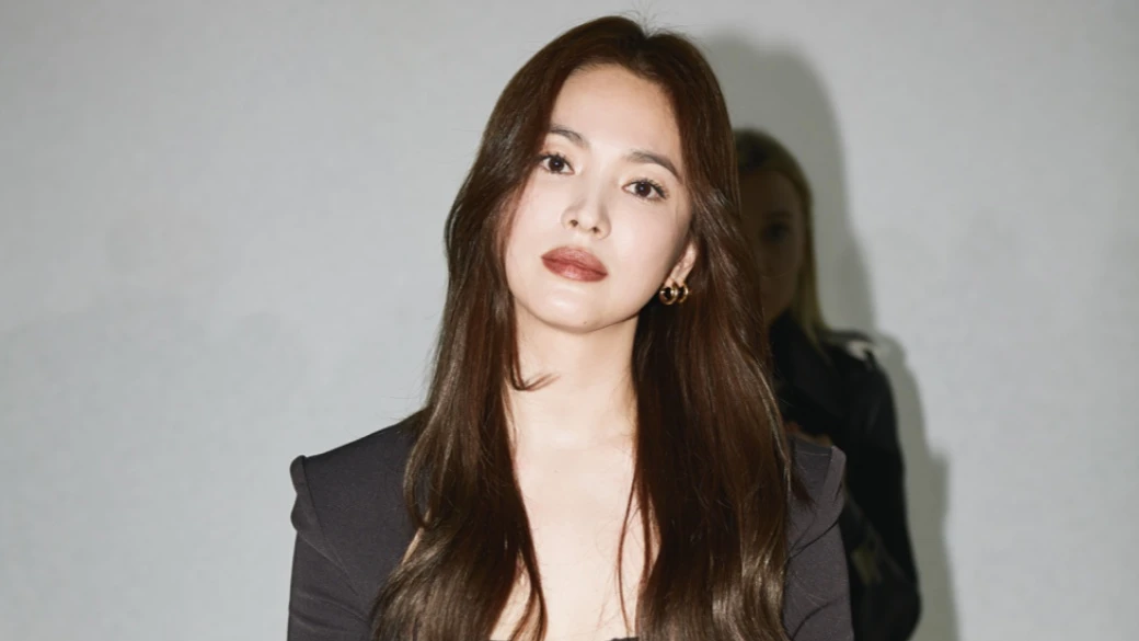 الممثلة سونج هاي كيو ستلعب دور البطولة في مسلسل جديد لنفس كاتبة سيناريو “أحفاد الشمس”