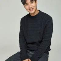 Shin Jung Yoon