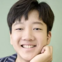Lee Hyo Je