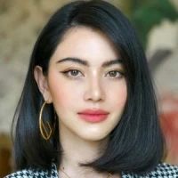 Mai Davika Hoorne