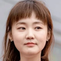 Park Ye Young