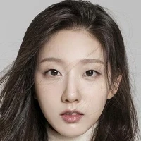Jung Ye In