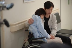 فيلم Between The Two Of Us / ما يحدث بيننا نحن الاثنين 2025